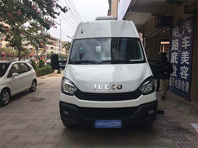 北京國產(chǎn)依維柯歐勝素車減震器改裝霸哥電控100段氮?dú)鉁p震器案例